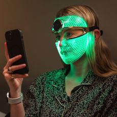 Using an LED face mask