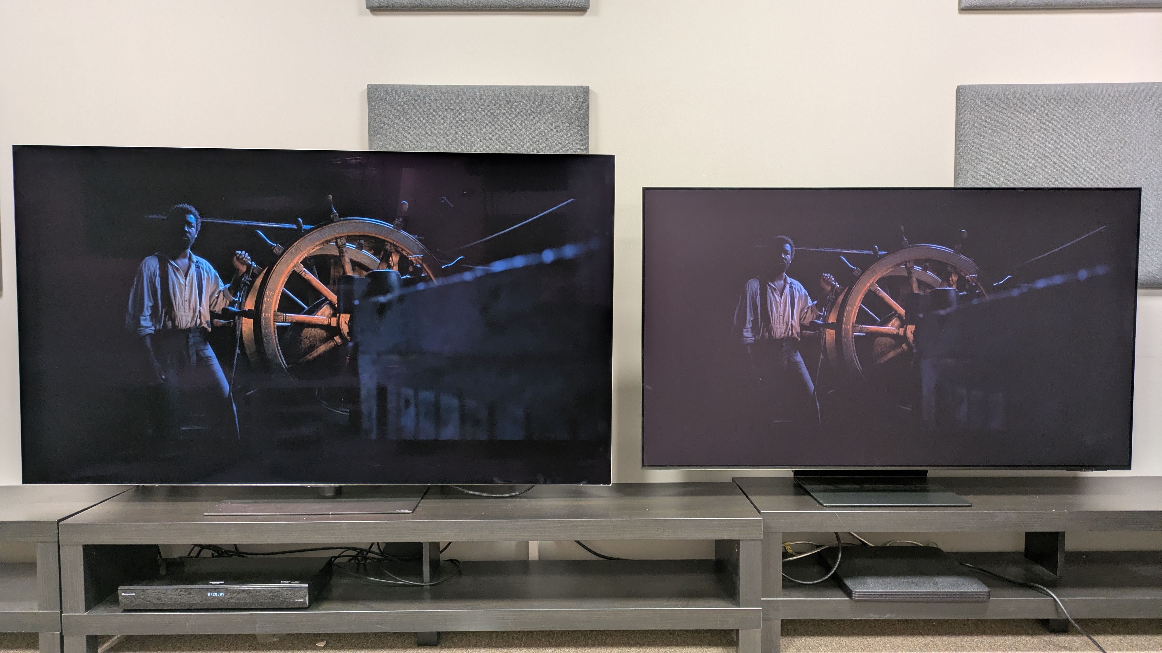 LG G6 (left)Samsung S95F (right) showing Clemens on deck from The Last Voyage Of The Demeter. The Samsung looks overall more gray and hazy than the LG