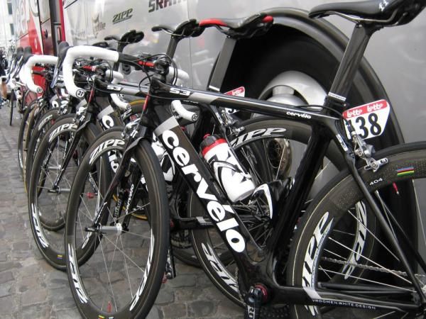 The Cervelo TestTeam have all black S3 bikes for Li&egrave;ge-Bastogne-Li&egrave;ge