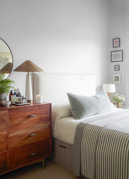 These are the biggest small bedroom decor mistakes you can make if you ...