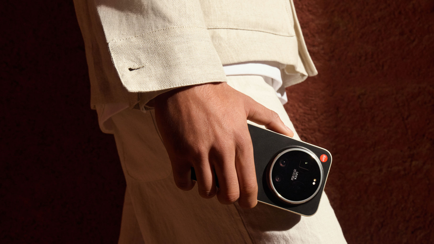 Leica Leitzphone smartphone held in a hand