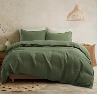 green bedding set