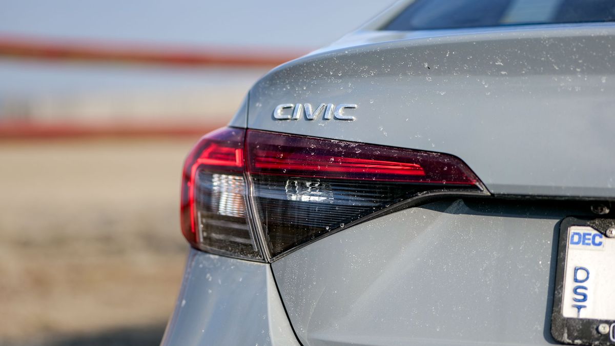 2025 Honda Civic Sport Touring Hybrid test drive review.