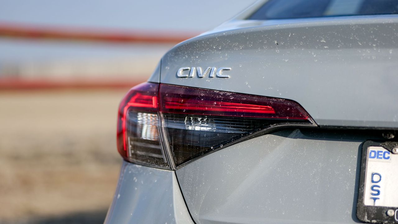 2025 Honda Civic Sport Touring Hybrid test drive review.