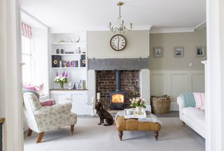 cottage living room ideas with stove