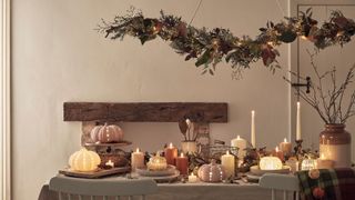 autumn decor ideas - tablescape with twinkling decor