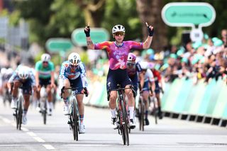 Tour of Britain Women stage 3: Lorena Wiebes wins sprint