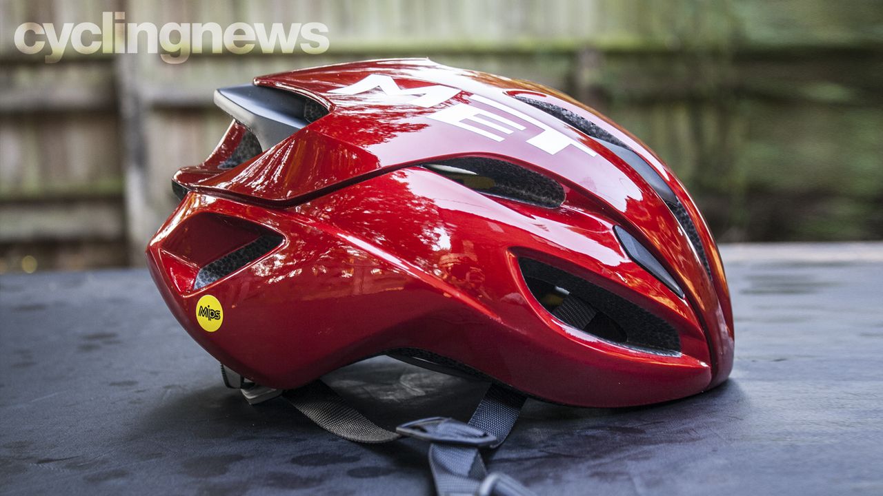 MET Rivale road bike helmet
