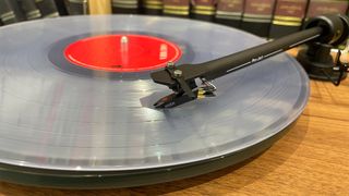 Pro-Ject T1 Evo BT turntable