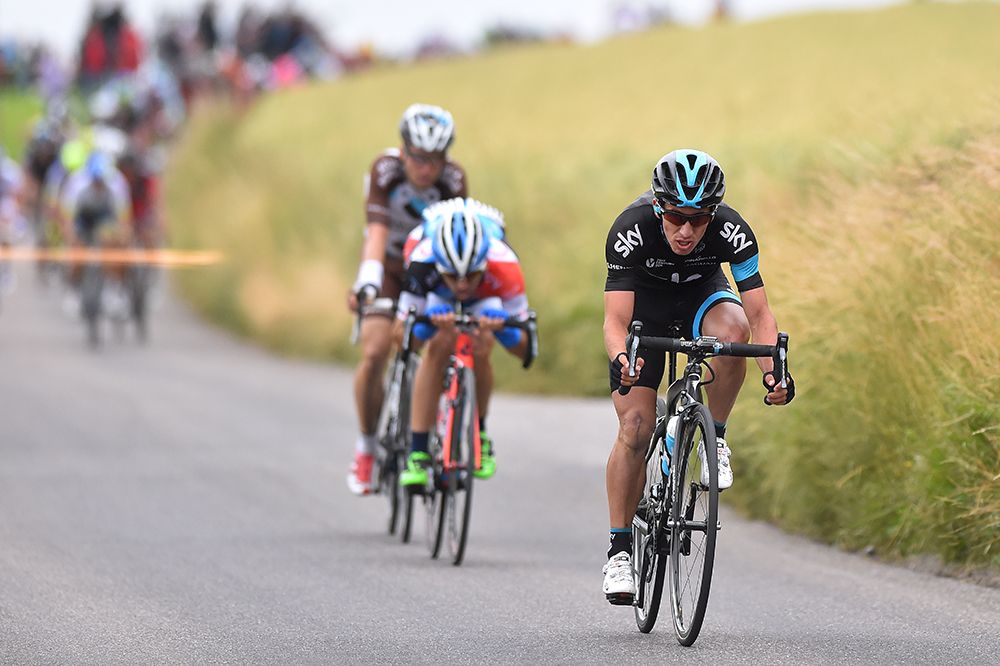 Sergio Henao (Sky) leads a late break with Marco Marcato and Jan Bakelants
