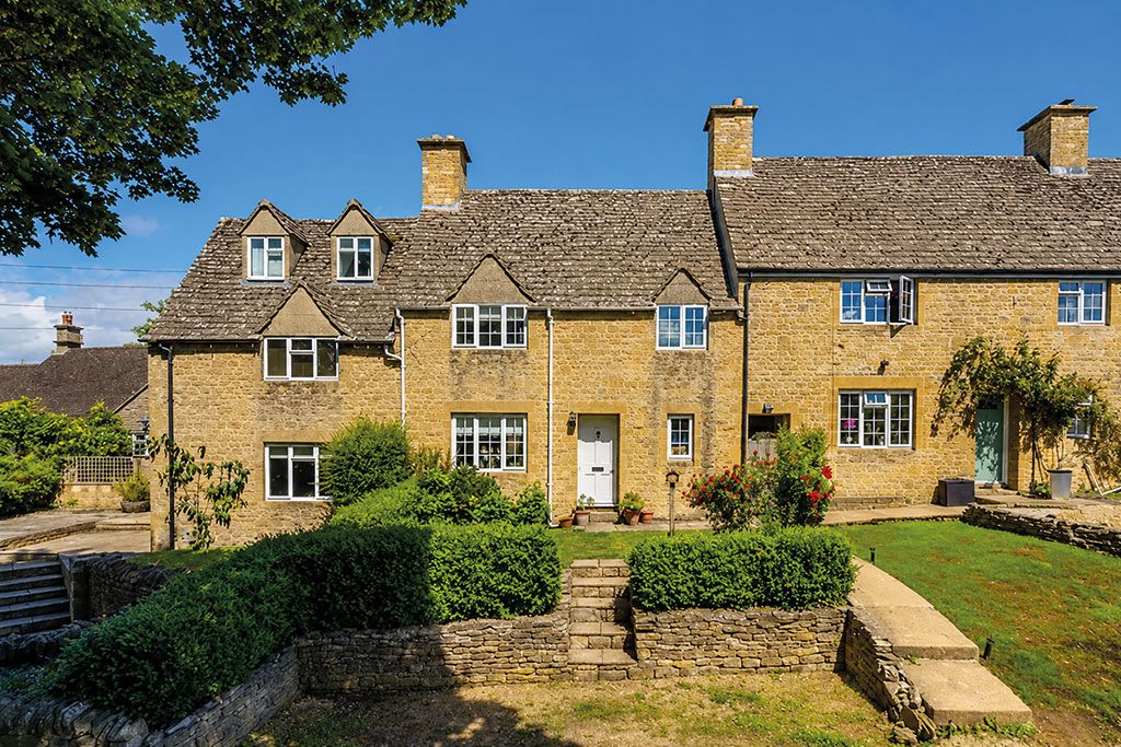 Houses for sale for around &pound;500,000: Snowshill, Broadway, Gloucestershire