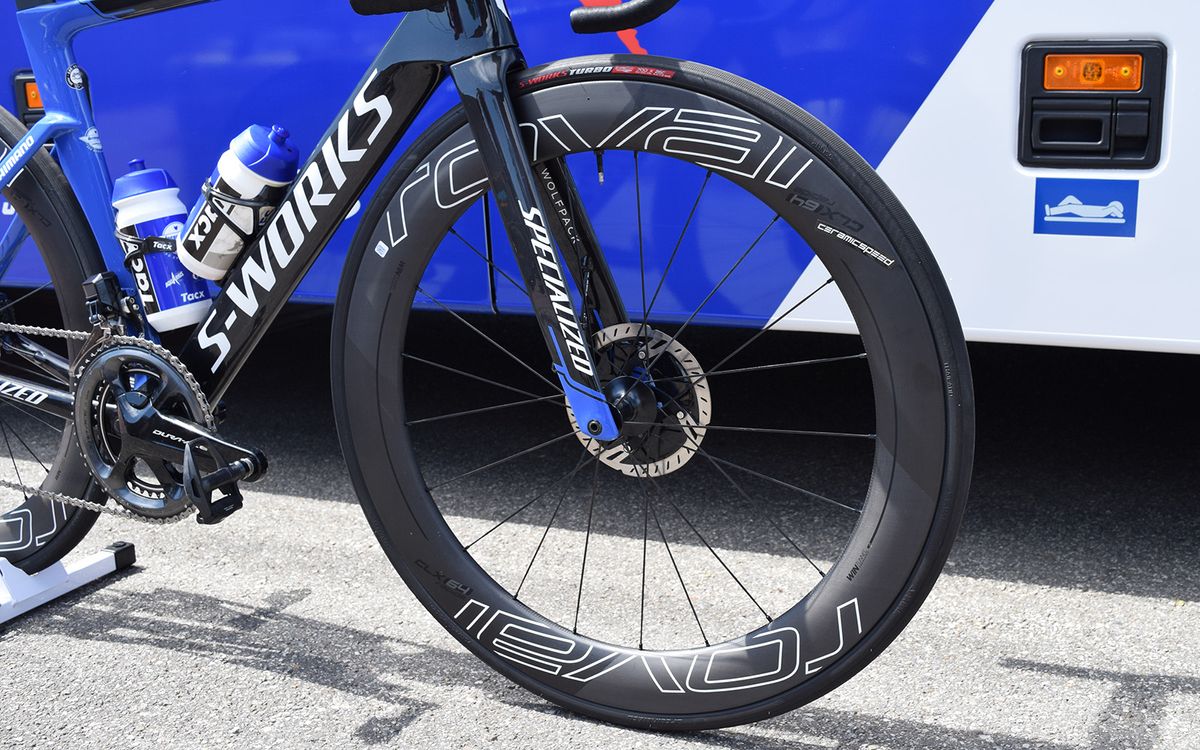 Viviani opts for the deep Roval CLX 64 wheels