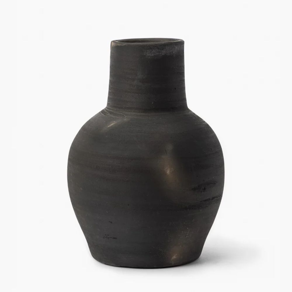 black vase