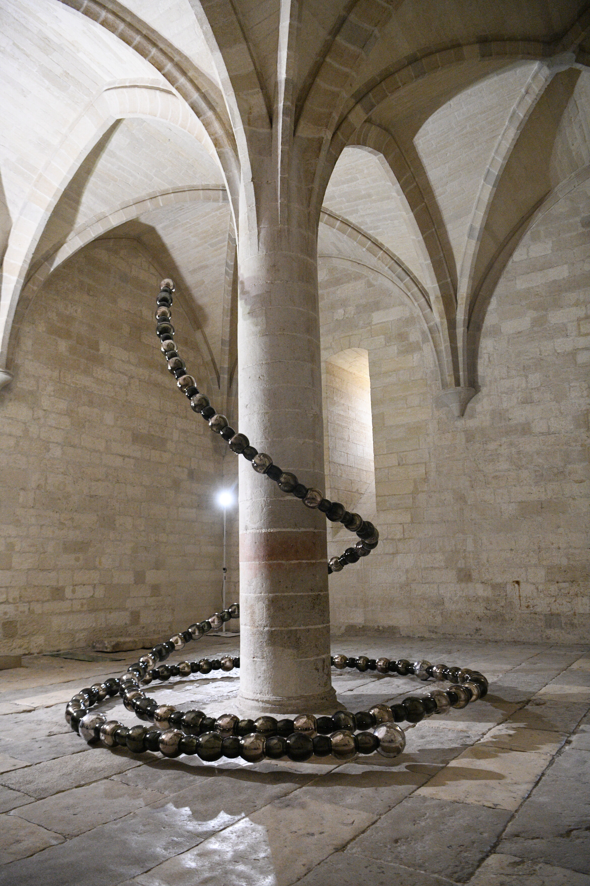 Jean-Michel Othoniel at Le grand Lasso
