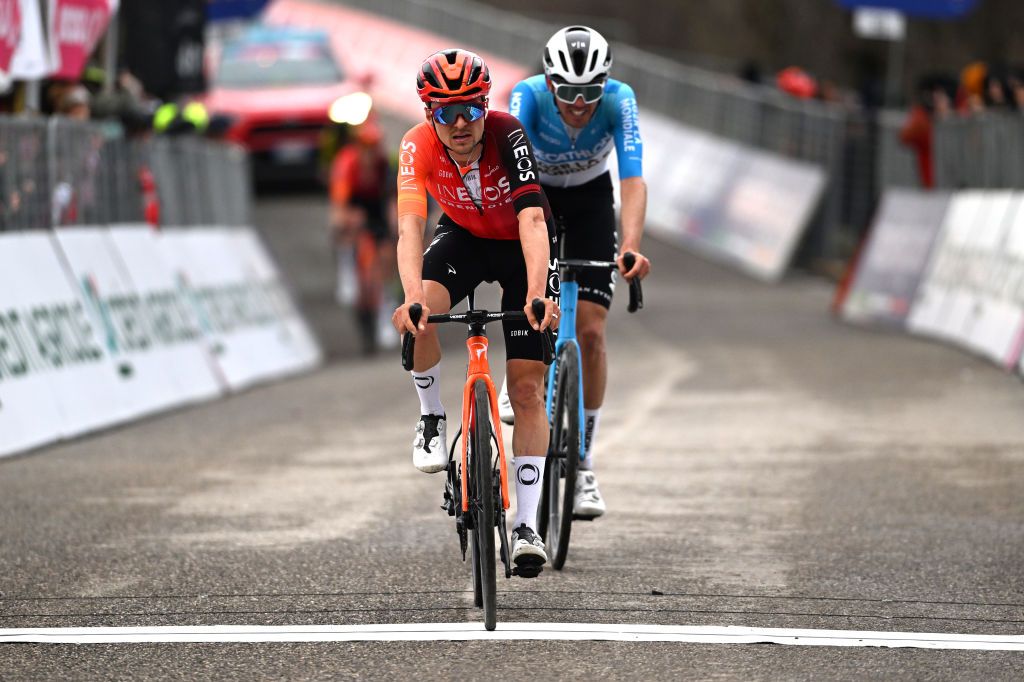 Tom Pidcock (Ineos Grenadiers) finished fifth ahead of Ben O&rsquo;Connor (Decathlon-Ag2R La Mondiale)