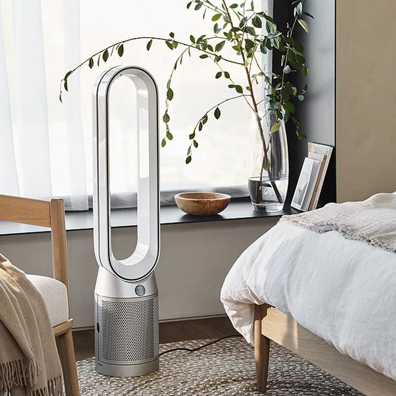 Dyson Purifier Cool AutoReact in bedroom 