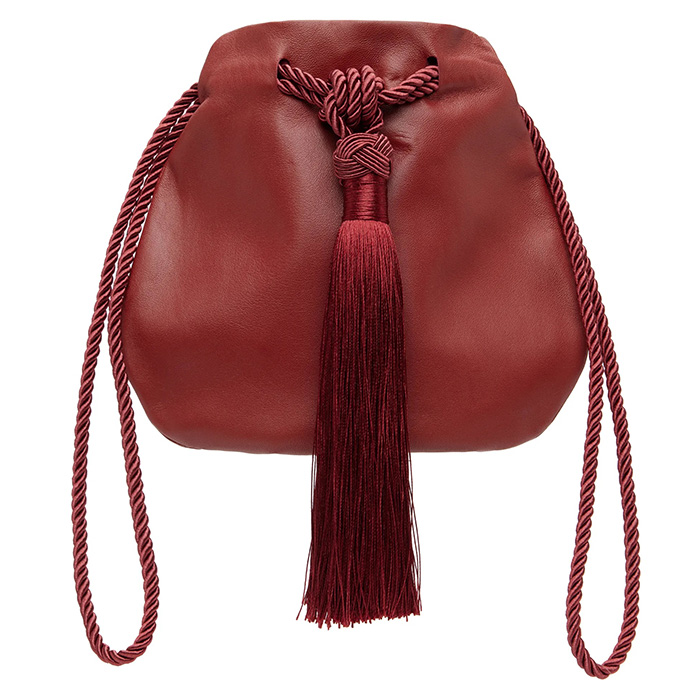 Ayll&amp;oacute;n, Aurora Pouch
