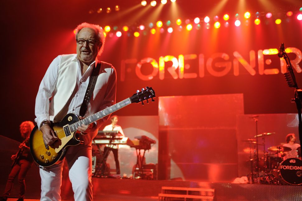 Dear Guitar Hero Mick Jones Talks Foreigner, Producing Van Halen's