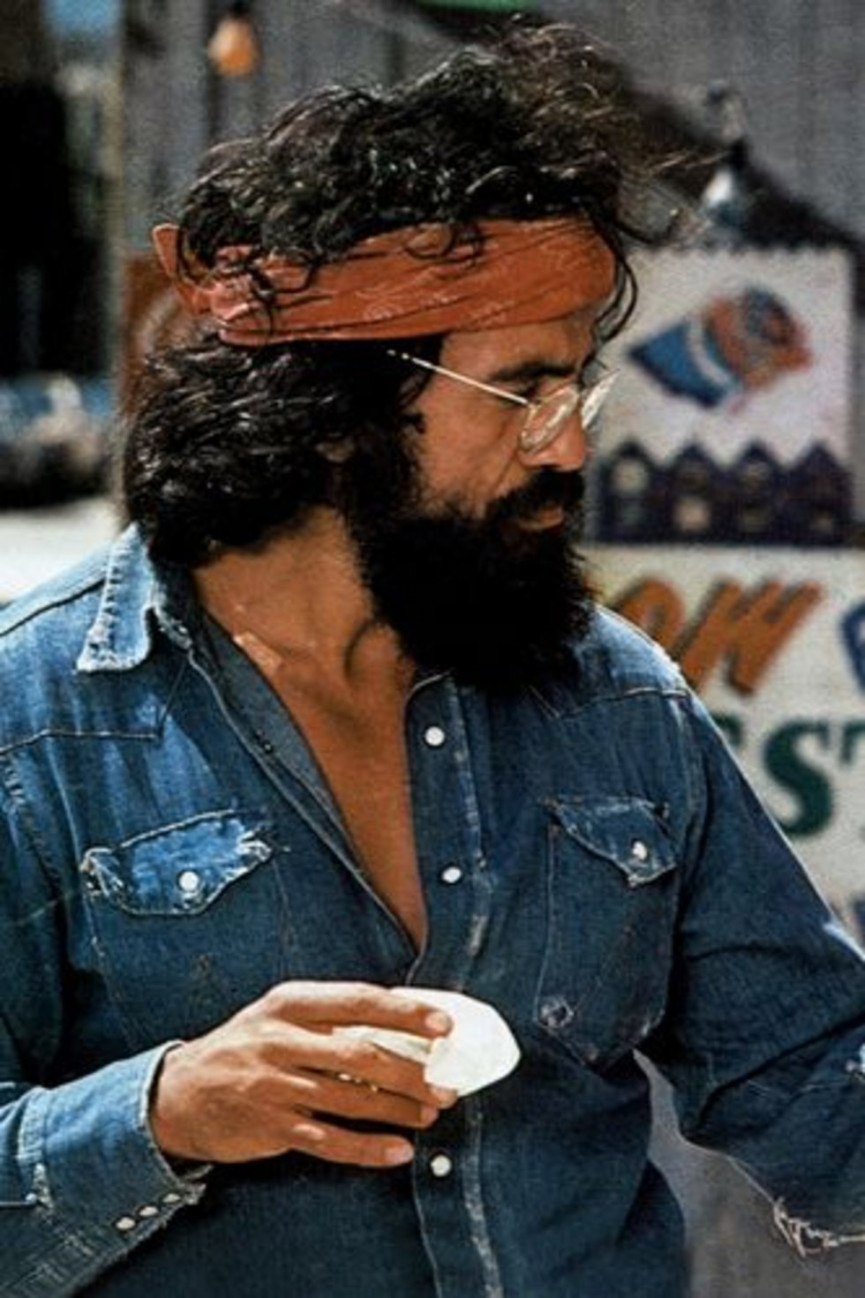 50-best-hollywood-beards-46-1556697867-Te1S-column-width-inline