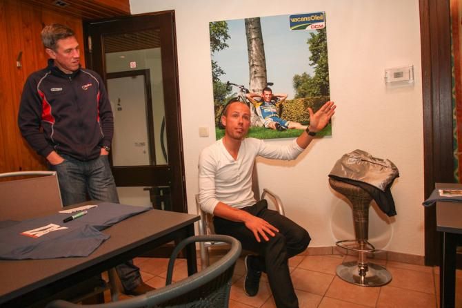 Geoff Proctor listens as Sven Nys talks about racing tactics during a talk with riders at Euro 'Cross Camp.