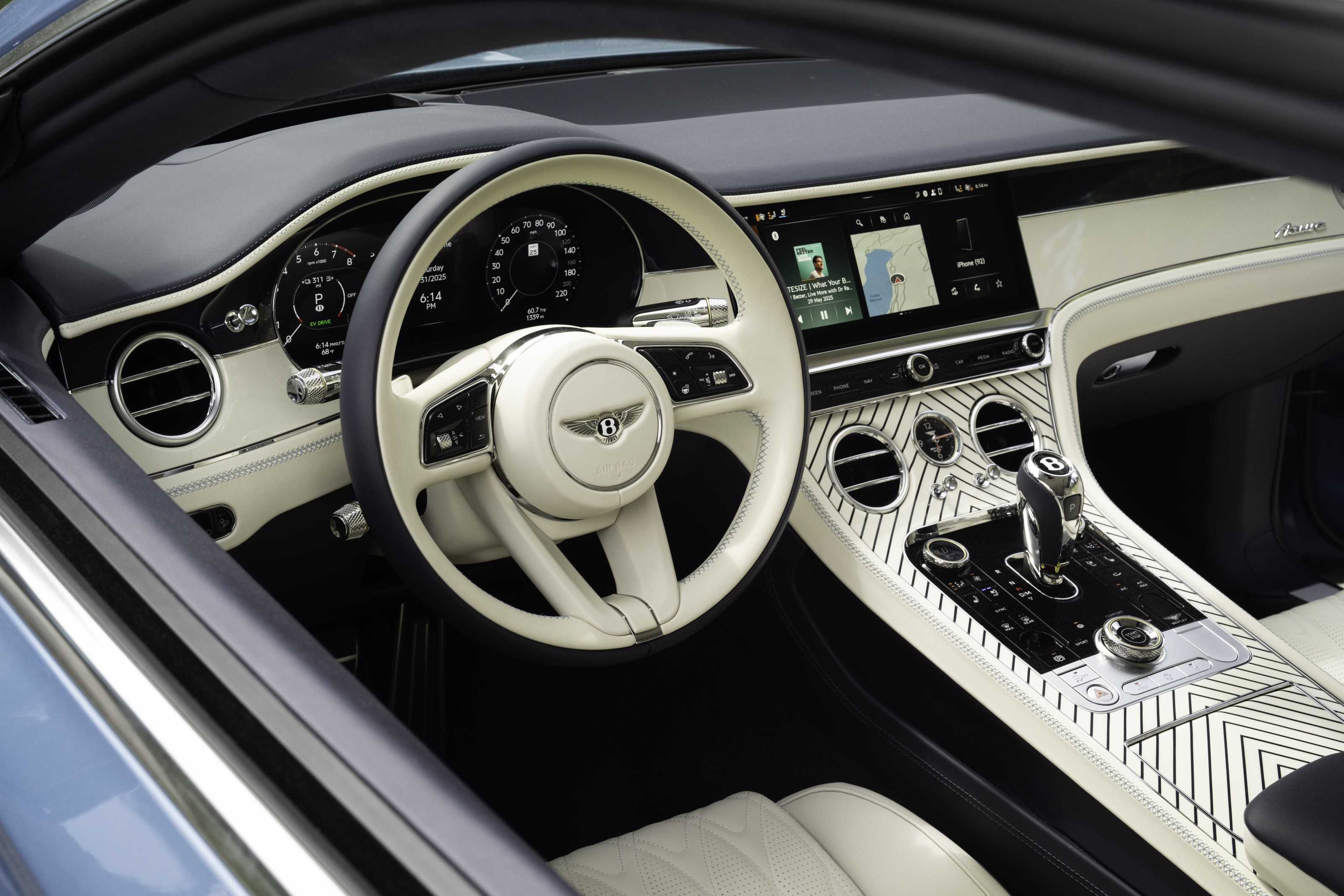 Bentley Continental GT Azure interior