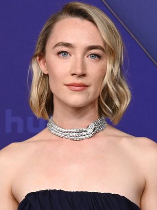 Saoirse Ronan's Emmys 2024 beauty look.