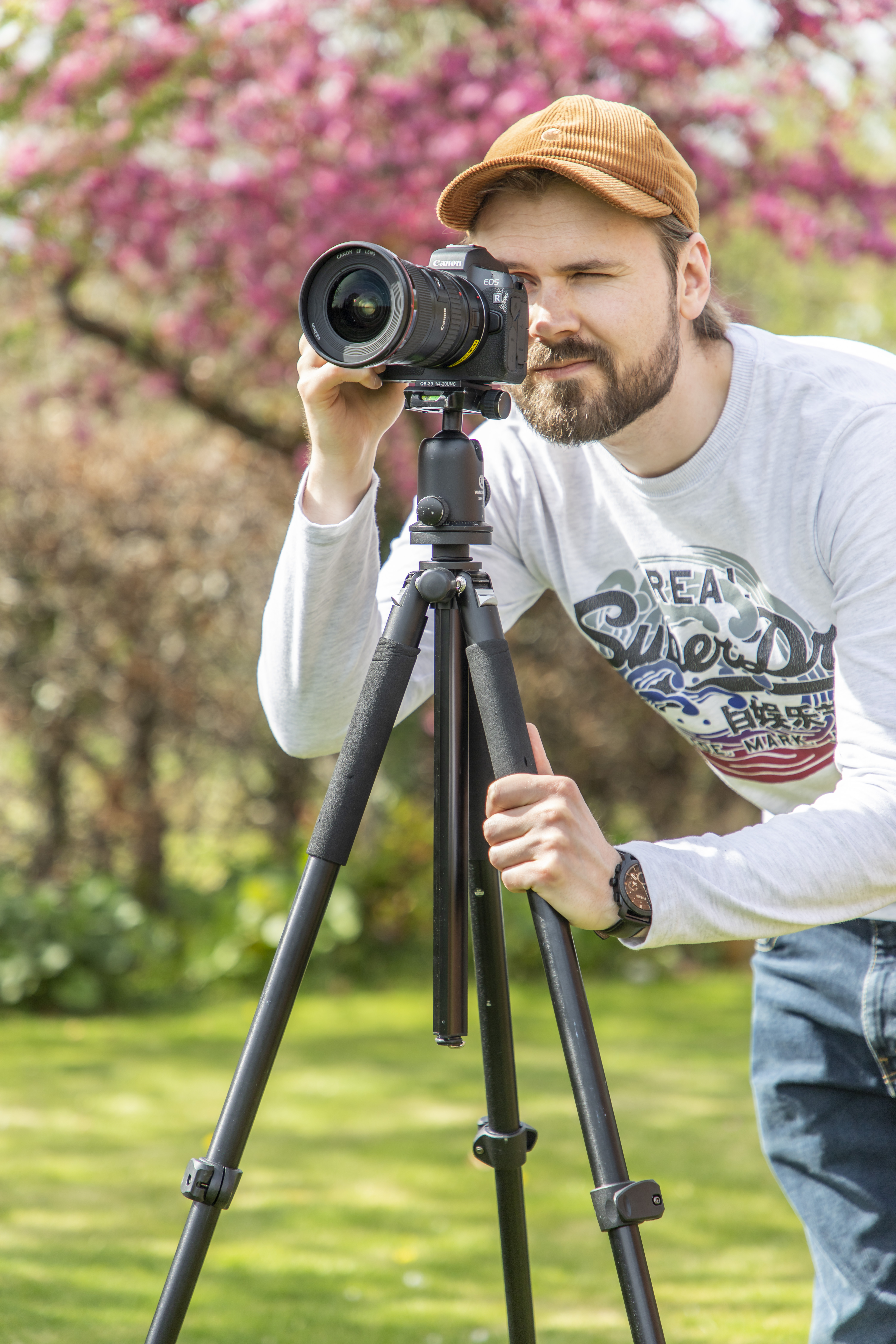 Dan Mold with Giottos YTL Silk Road tripod