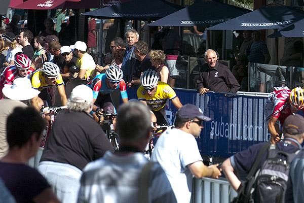 Phil Liggett took a break from commentary duties to catch up on the action during the men's under 23 race.