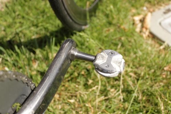 Speedplay offers a longer 53mm axle to offset the new narrowness of SRAM's Red BB30 crank.