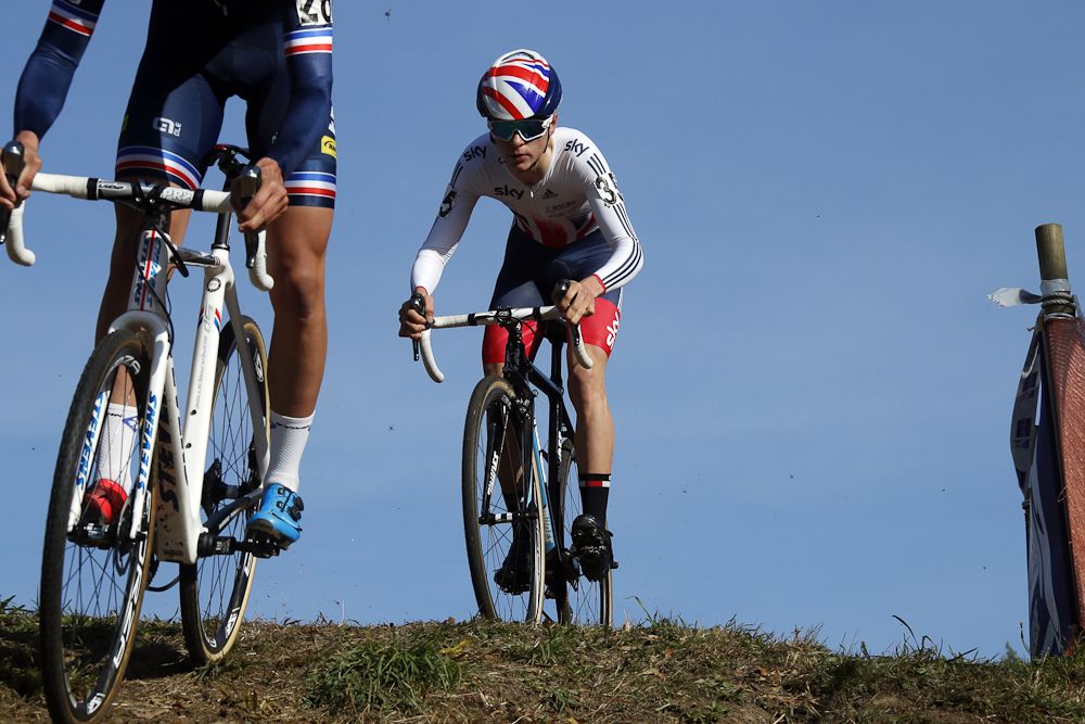 Thomas Pidcock (Great Britain) prepares to descend during the Junior men's race at the European championships
