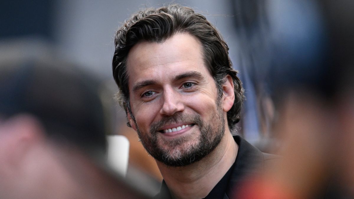 Henry Cavill's Warhammer project just got a huge update | What to Watch