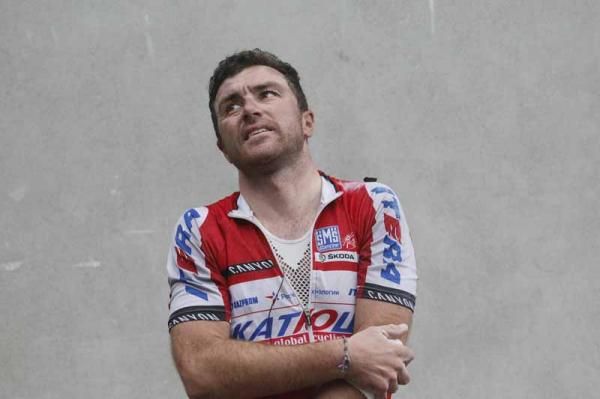 Luca Paolini (Katusha) crashed out with several others