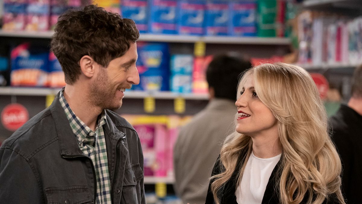 Thomas Middleditch (left) as Drew and Annaleigh Ashford as Gina in CBS&#039;s &#039;B Positive&#039;.