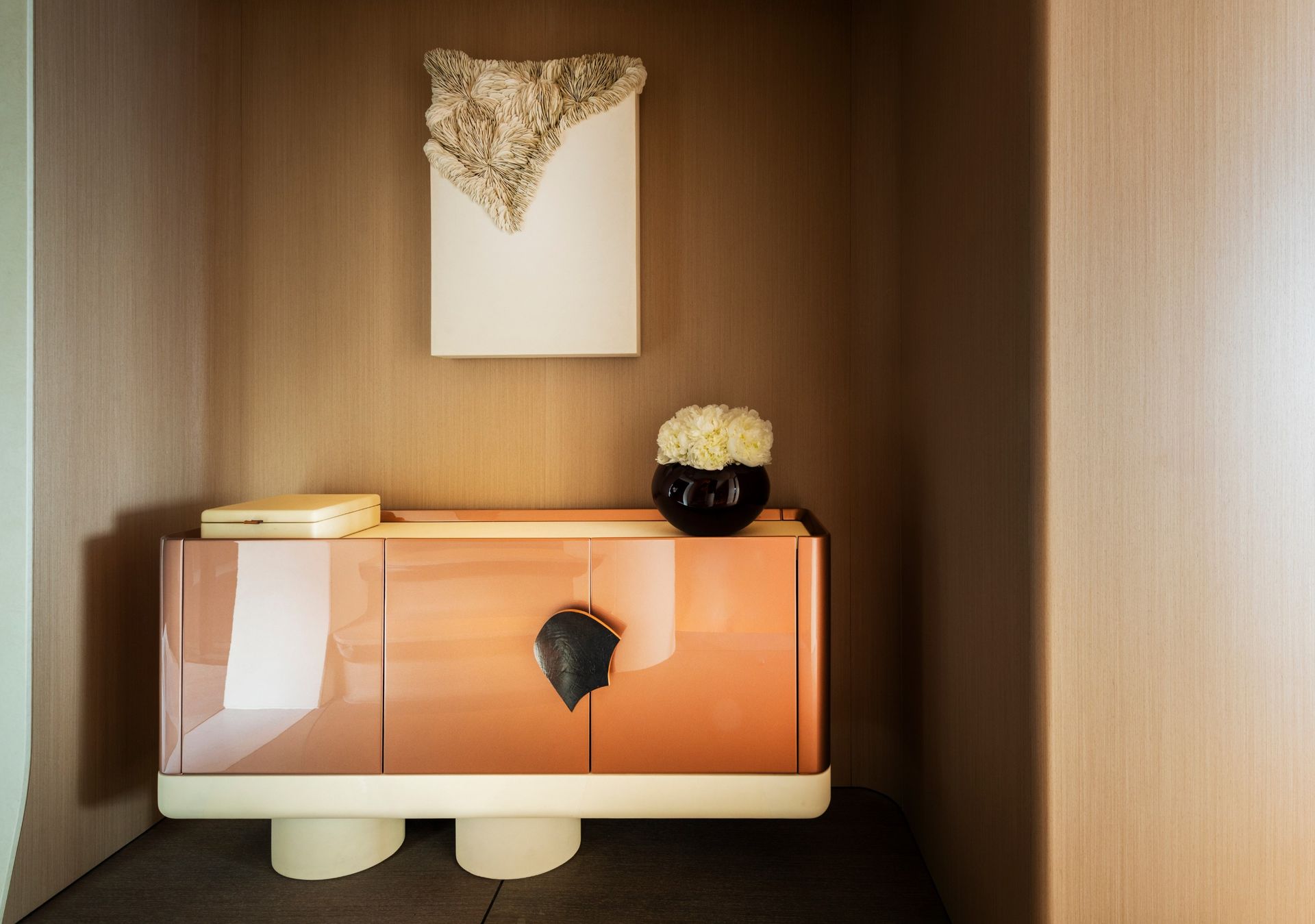 M/Y HEED interior details: bespoke cabinetry