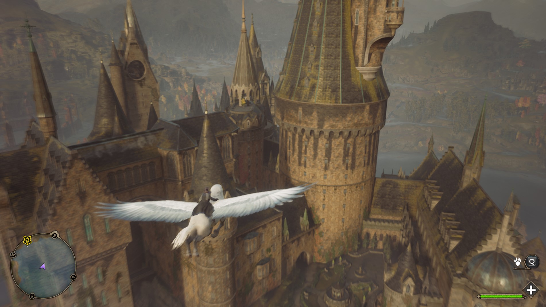 Hogwarts Legacy flying around the castle on Highwing