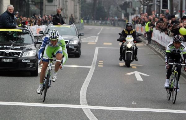 It was a close sprint