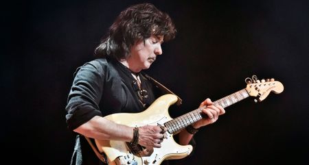 Ritchie Blackmore plays his Strat live onstage in 2018