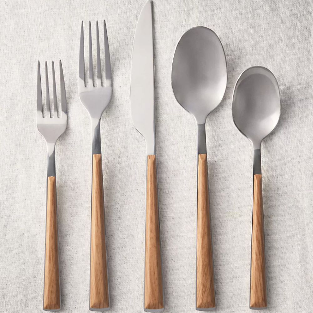 Wood handles stainless steel flatware set