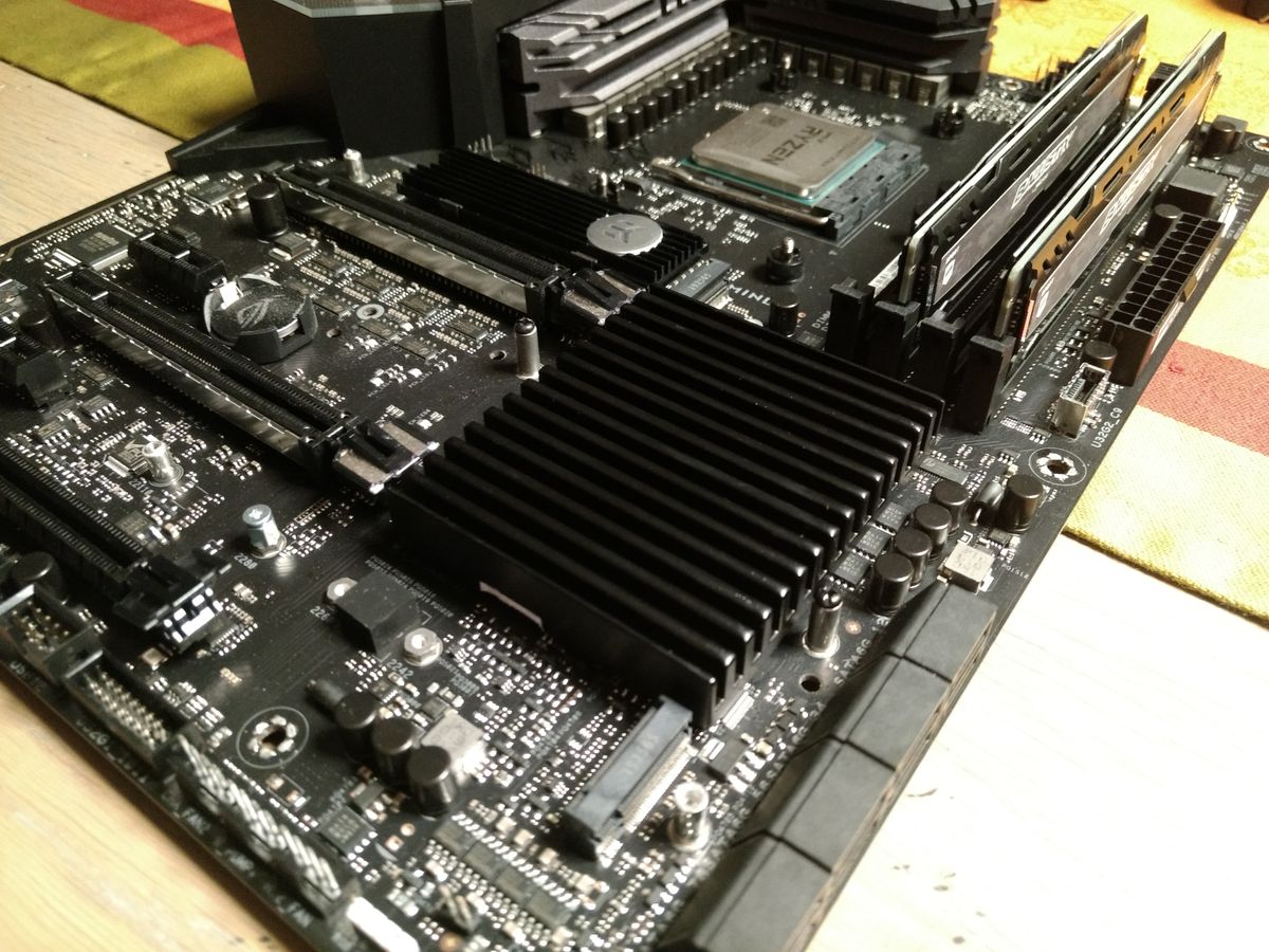 Modder Proves X570 Boards' Chipset Can Be Cooled Passively With Custom Heatsink Tom's Hardware