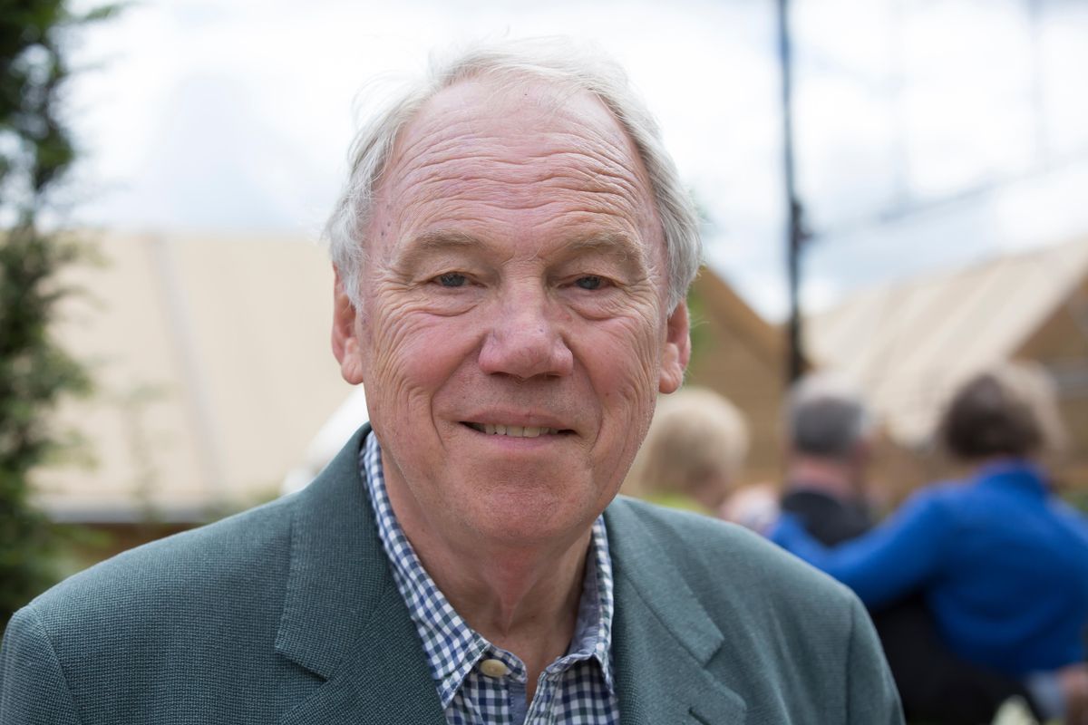 Ex newsreader and Question Time host Peter Sissons has died aged 77 ...