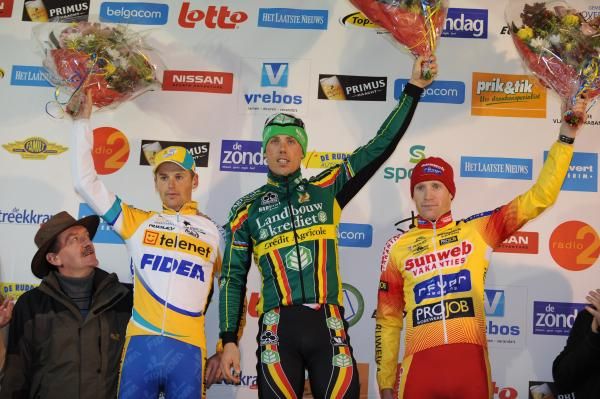 L-R: Kevin Pauwels (Telenet-Fidea), Sven Nys (Landbouwkrediet) and Klaas Vantornout (Sunweb-Revor)