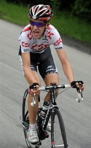 Chris Anker S&oslash;rensen (Team CSC) rides alone on the final climb to La Toussuire.