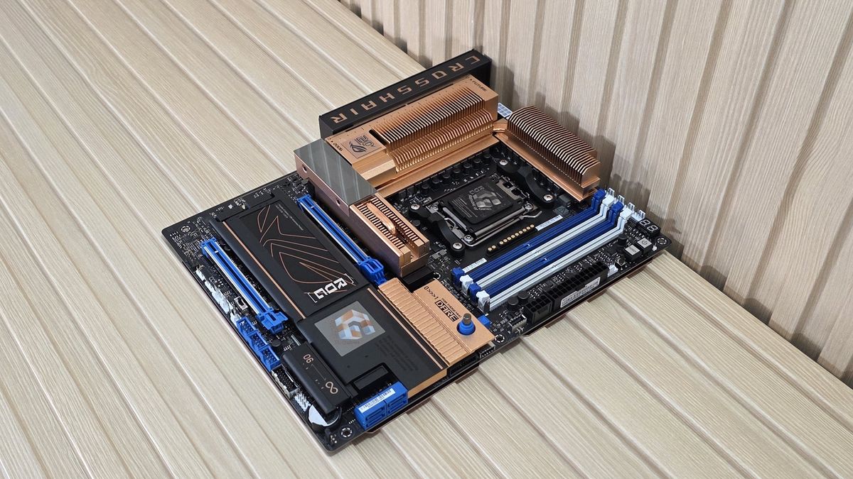 Asus ROG Crosshair 2006 - Board images
