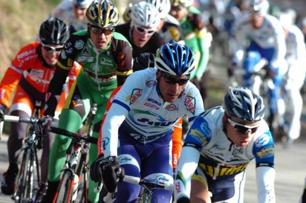 Saur - Sojasun put pressure on the front