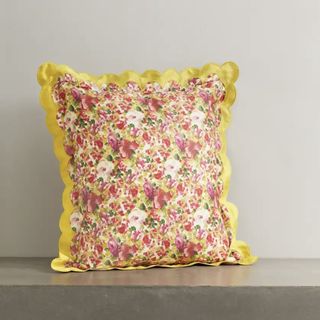 Loretta Caponi Scalloped Floral-Print Cotton Down Cushion