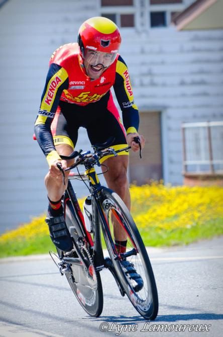Francisco Mancebo (5-hour Energy) remained in yellow with a three-second lead