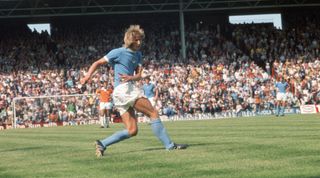 Blackpool 1 v Manchester City 1, Texaco Cup at Bloomfield Road. Manchester City's Colin Bell has a shot at goal. 3rd August 1974. (Photo by Alfred Markey/Mirrorpix/Getty Images)