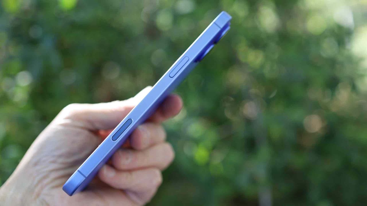 The iPhone 17 Air could have a worse chipset, screen, and battery than the iPhone 17 Pro