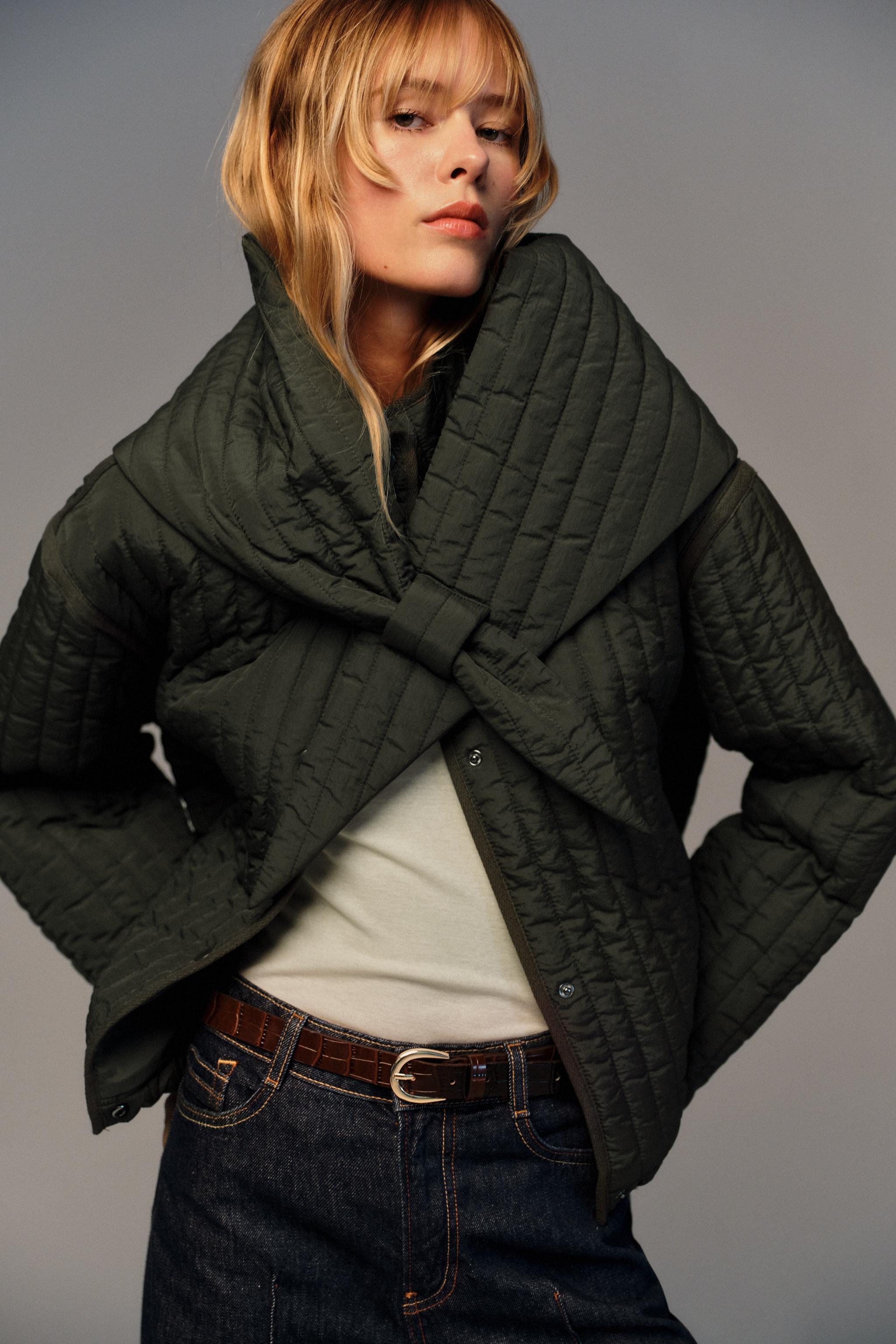 Detachable Scarf Puffer Jacket