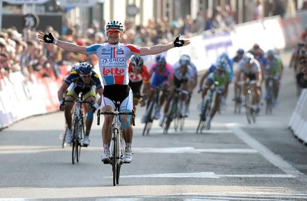 Andr&eacute; Greipel (Omega Pharma-Lotto) wins stage one in Zottegem.